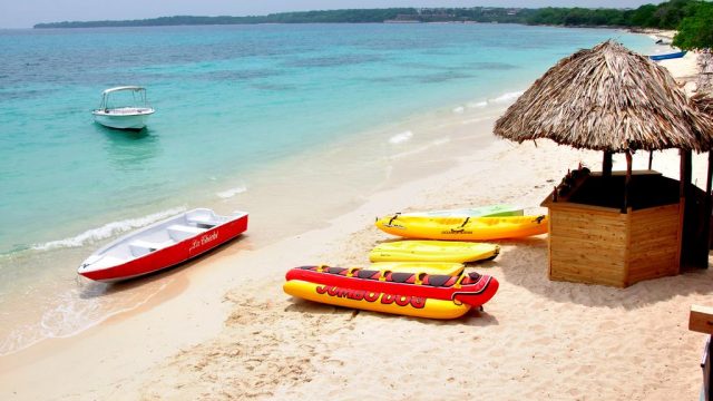 Playa Blanca en lancha rápida y bus